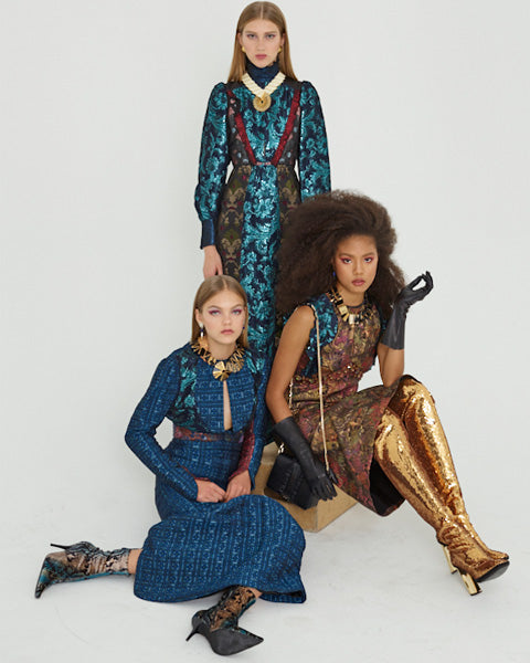 DIARY OF A SOCIAL GAL