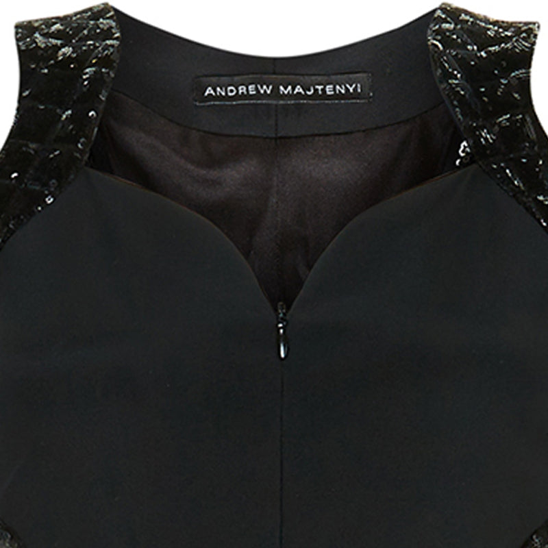 Black Jumpsuit pantsuit one piece solid colour contrast sequin panel close-up image photo picture