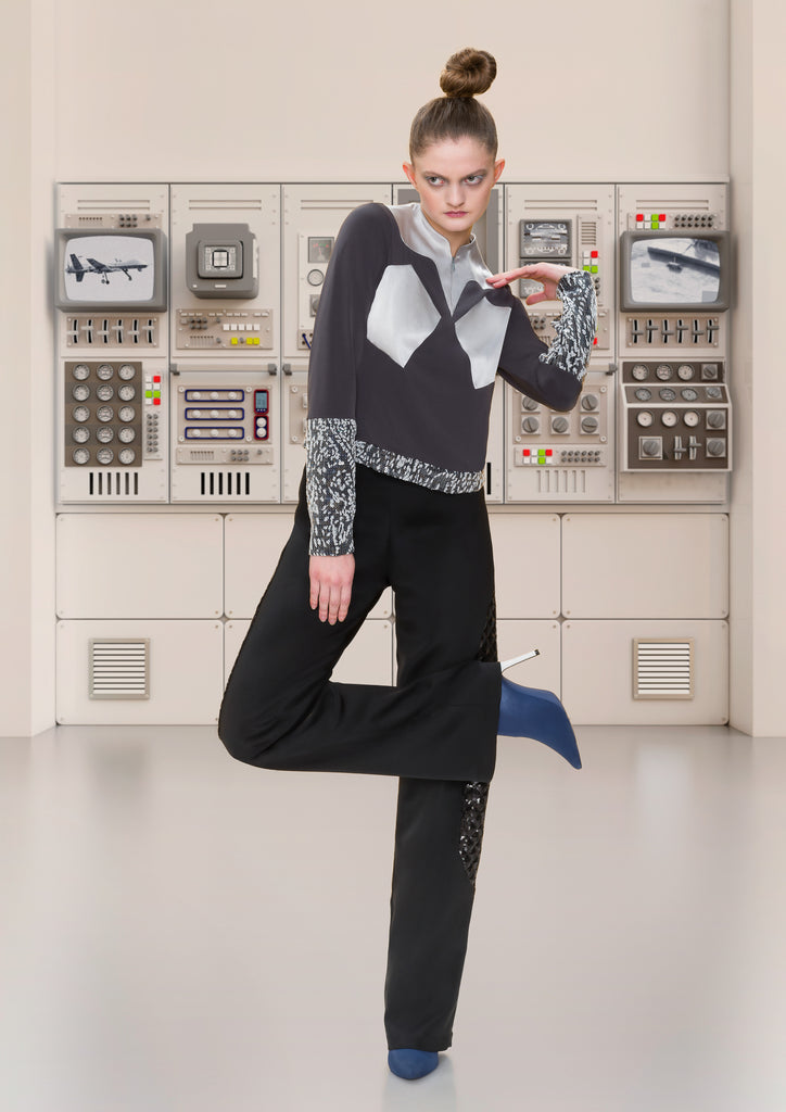 Dark Spy Top sleeves blouse stretch taupe silver sequin model image photo picture