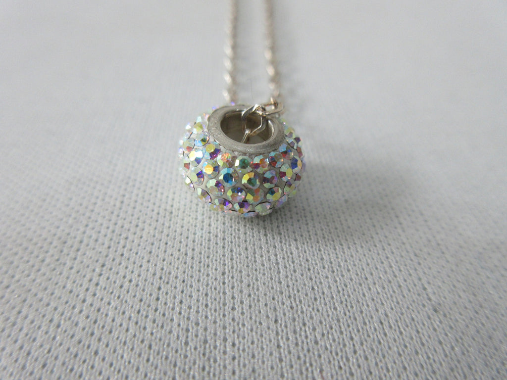 Glowing Stone Ring Necklace. Yellow, Gold, Purple stones in Ring. Wearable Length 23cm, 46cm full length. 8 grams approximate weight