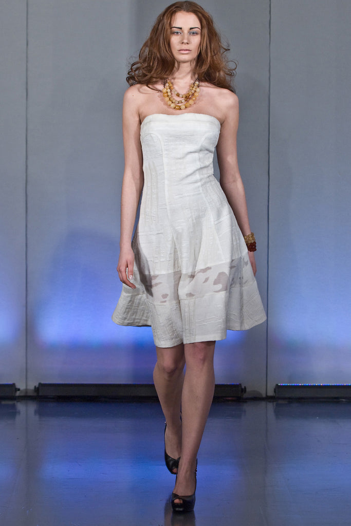 Multi corded velvet and floral trimmed off white dress with top panel for comfortable fit. Flattering slight swing below the waist for bit of ease. Size 8 CB Length 93cm 450g approximate weight 62% Viscose, 20% Wool, 15% Silk, 3% Cotton Contrast: 38% Nylon, 26% Wool, 20% Cotton, 16% Viscose Dry Clean Only Made in Croatia