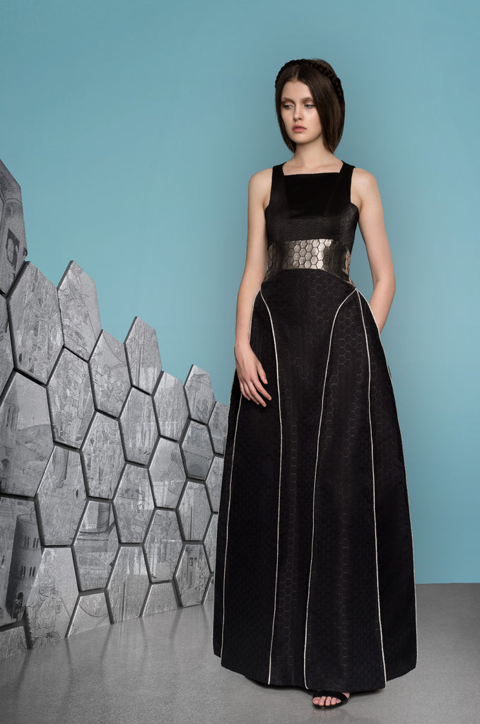 Black Burgundian Dress long formal evening gown sleevelss black silver hexagon texture piping model image photo picture