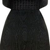 Black Cutted Dress long eveningwear gown formal sleevelss stretch front close-up image photo picture