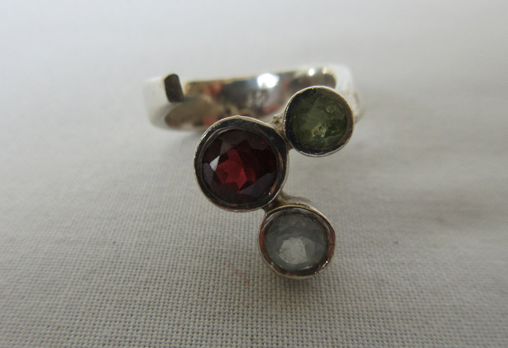 Tri stone open ring red, blue green stone stainless steel image photo picture